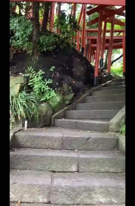 丸山稲荷社(鶴岡八幡宮)(神奈川県)