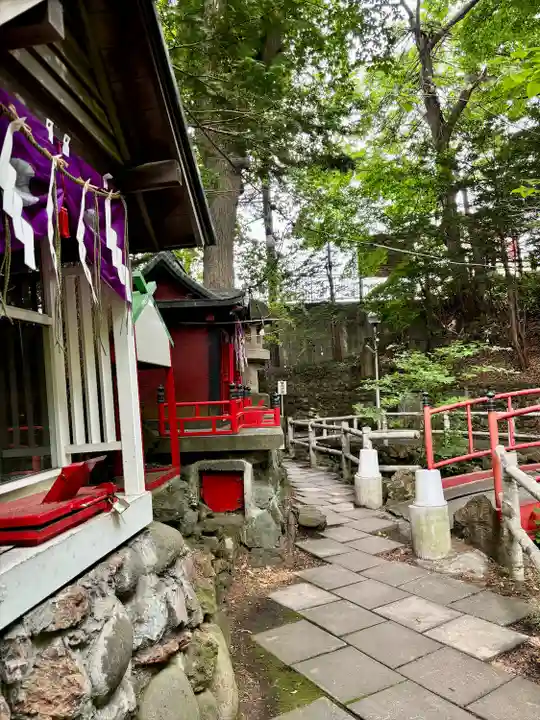 白石神社の庭園