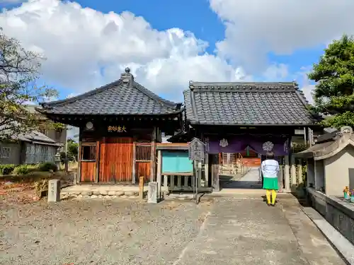 正法寺の山門・神門