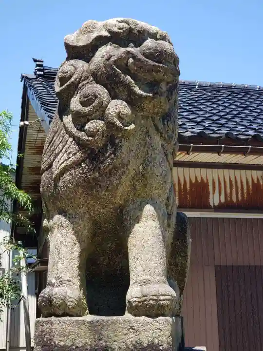 本保神社の狛犬