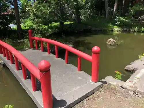 浪岡八幡宮の庭園