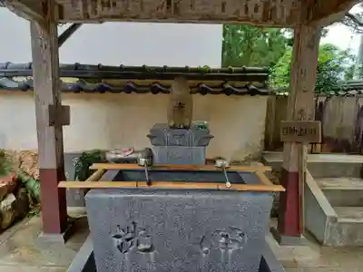 禅師峰寺の手水舎