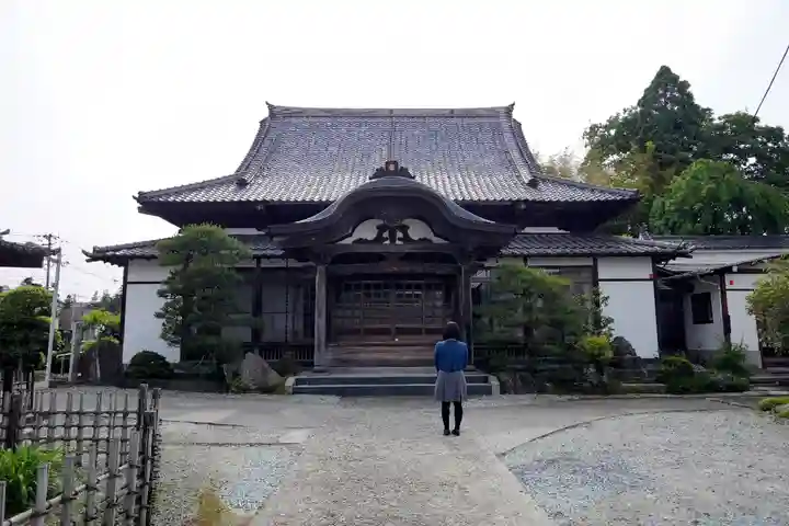 荘厳寺の本殿・本堂