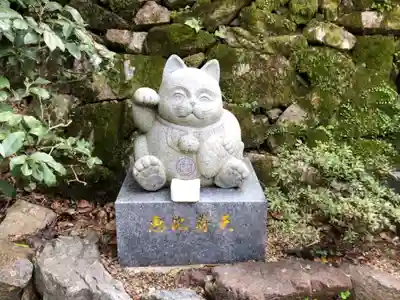 お松大権現の狛犬