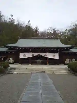 山梨縣護國神社の本殿・本堂