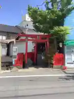 末吉稲荷大明神の鳥居