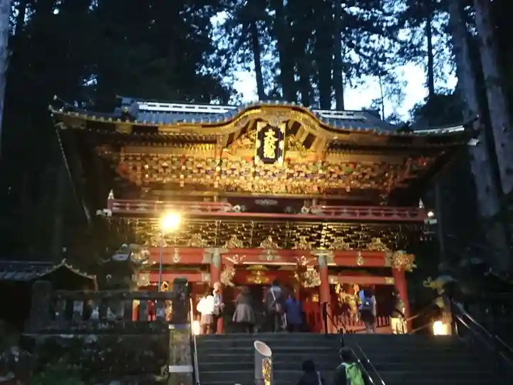 日光山輪王寺 常行堂の山門・神門