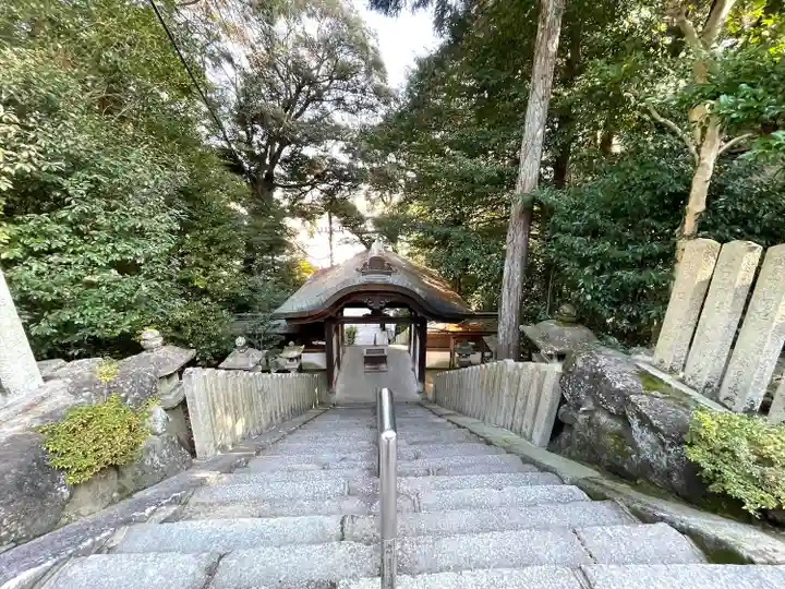 往馬坐伊古麻都比古神社のその他建物
