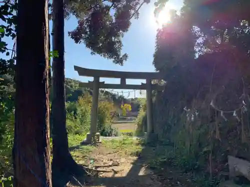 若宮八幡神社の鳥居