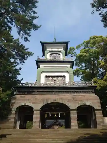 尾山神社の山門