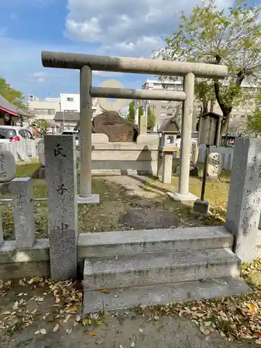 久保神社の末社