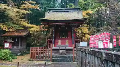 北口本宮冨士浅間神社の末社・摂社