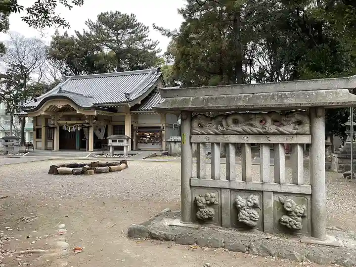 漆部神社の本殿・本堂