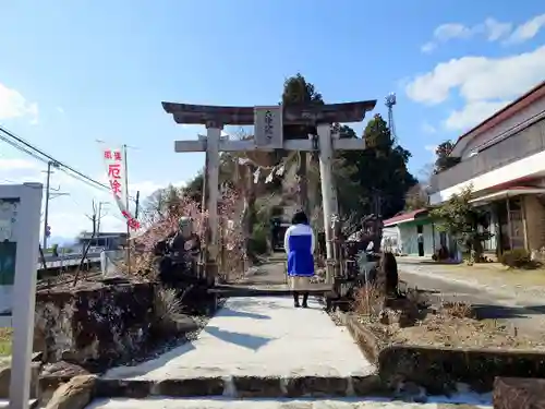 六條八幡宮の鳥居