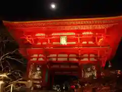 清水寺の山門