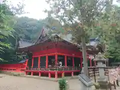 六所神社の本殿