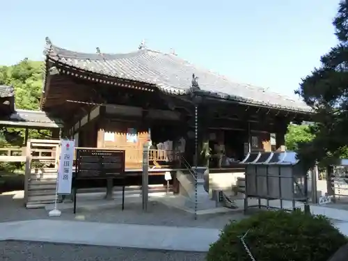 大興寺の本殿・本堂