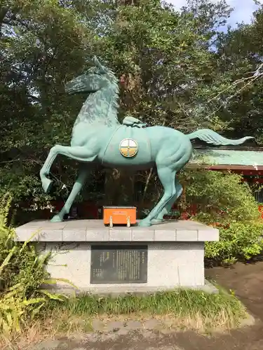 枚聞神社の像