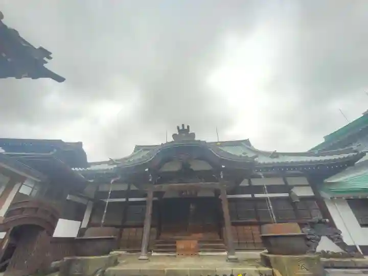 正覚寺の本殿・本堂