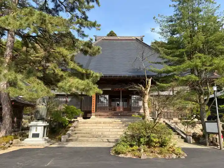 華報寺の{uncategorized: "未分類", other: "その他", undefined: "問題あり", building: "その他建物", grave: "お墓", sacred_gate: "鳥居", guardian: "狛犬", statue: "像", buddha: "仏像", history: "歴史", nature: "自然", garden: "庭園", animal: "動物", pagoda: "塔", temizu: "手水舎", mountain_gate: "山門・神門", sanctuary: "本殿・本堂", subordinate: "末社・摂社", art: "芸術", scenery: "景色", jizo: "地蔵", ema: "絵馬", goshuin: "御朱印", omikuji: "おみくじ", items: "授与品その他", amulet: "お守り", goshuincho: "御朱印帳", eats: "食事", festival: "お祭り", votive_dance: "神楽", shichigosan: "七五三参", wedding: "結婚式", experience: "体験その他", initially: "初詣", around: "周辺", anti_infection: "感染症対策"}