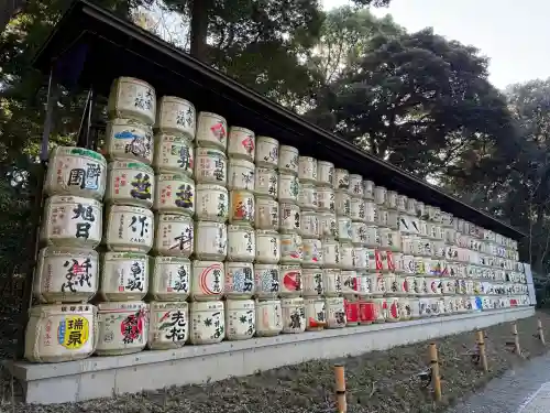 明治神宮の{uncategorized: "未分類", other: "その他", undefined: "問題あり", building: "その他建物", grave: "お墓", sacred_gate: "鳥居", guardian: "狛犬", statue: "像", buddha: "仏像", history: "歴史", nature: "自然", garden: "庭園", animal: "動物", pagoda: "塔", temizu: "手水舎", mountain_gate: "山門・神門", sanctuary: "本殿・本堂", subordinate: "末社・摂社", art: "芸術", scenery: "景色", jizo: "地蔵", ema: "絵馬", goshuin: "御朱印", omikuji: "おみくじ", items: "授与品その他", amulet: "お守り", goshuincho: "御朱印帳", eats: "食事", festival: "お祭り", votive_dance: "神楽", shichigosan: "七五三参", wedding: "結婚式", experience: "体験その他", initially: "初詣", around: "周辺", anti_infection: "感染症対策"}