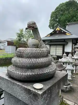 白蛇辨財天(栃木県)