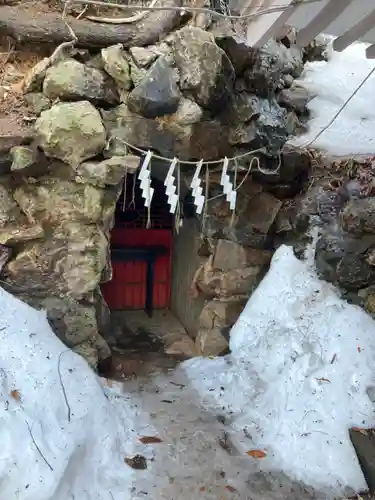 白石神社の末社