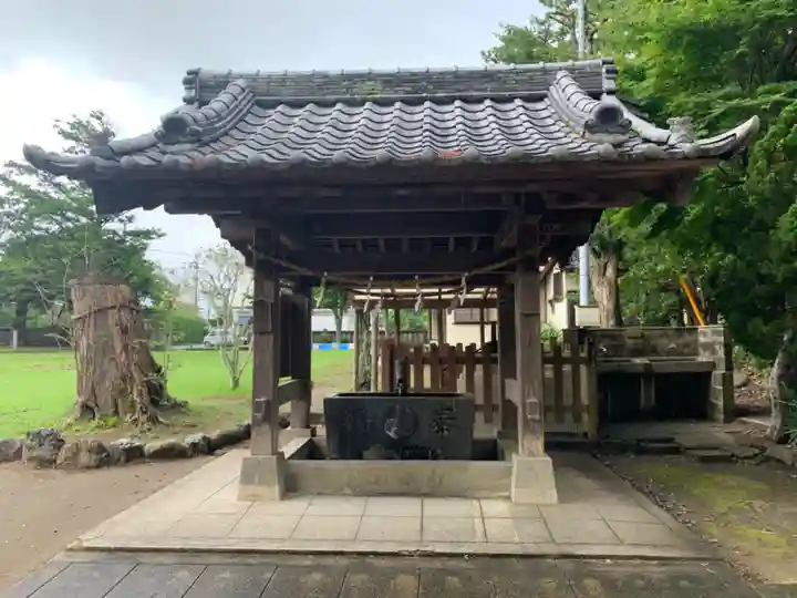 鶴谷八幡宮の手水舎