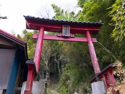 高司神社〜むすびの神の鎮まる社〜の鳥居