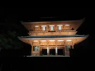 高野山金剛峯寺奥の院の山門・神門