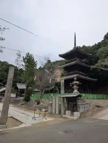 五流尊瀧院(岡山県)