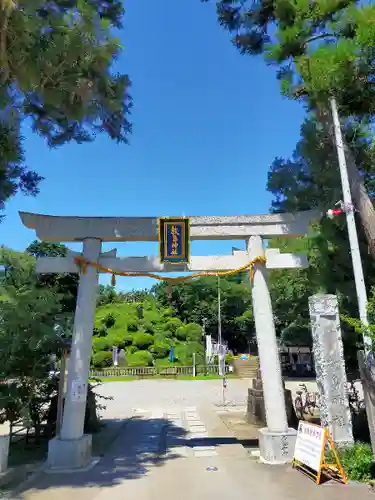 敷島神社の鳥居