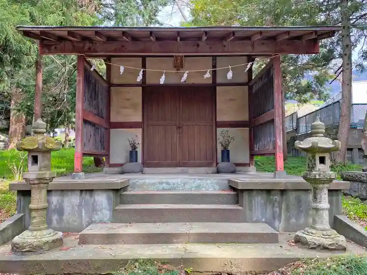 寒田神社の末社・摂社