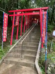 草津穴守稲荷神社の鳥居