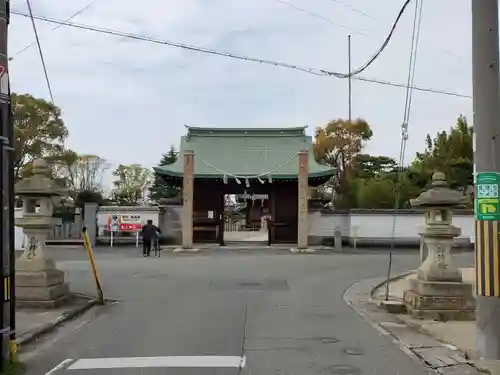尾上神社の山門・神門