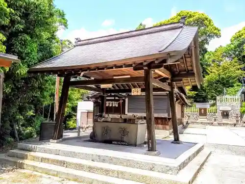 船津神社の手水舎