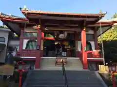 放生寺の本殿