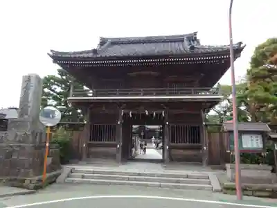 本覚寺の山門・神門