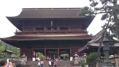善光寺の山門・神門