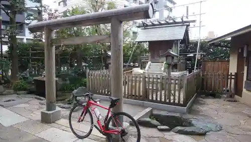 厳嶋神社の本殿・本堂