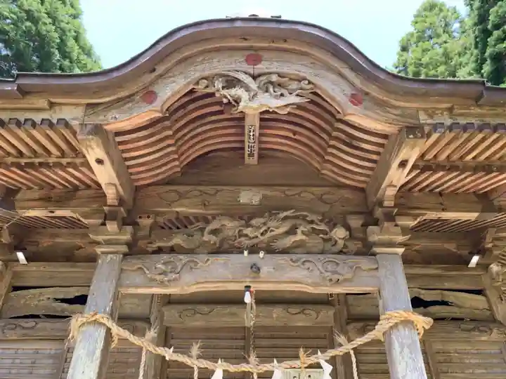 天御中主神社の芸術