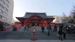 花園神社の本殿