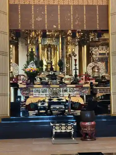 築地本願寺（本願寺築地別院）の{uncategorized: "未分類", other: "その他", undefined: "問題あり", building: "その他建物", grave: "お墓", sacred_gate: "鳥居", guardian: "狛犬", statue: "像", buddha: "仏像", history: "歴史", nature: "自然", garden: "庭園", animal: "動物", pagoda: "塔", temizu: "手水舎", mountain_gate: "山門・神門", sanctuary: "本殿・本堂", subordinate: "末社・摂社", art: "芸術", scenery: "景色", jizo: "地蔵", ema: "絵馬", goshuin: "御朱印", omikuji: "おみくじ", items: "授与品その他", amulet: "お守り", goshuincho: "御朱印帳", eats: "食事", festival: "お祭り", votive_dance: "神楽", shichigosan: "七五三参", wedding: "結婚式", experience: "体験その他", initially: "初詣", around: "周辺", anti_infection: "感染症対策"}