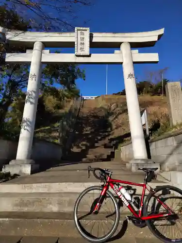 諏訪神社の鳥居