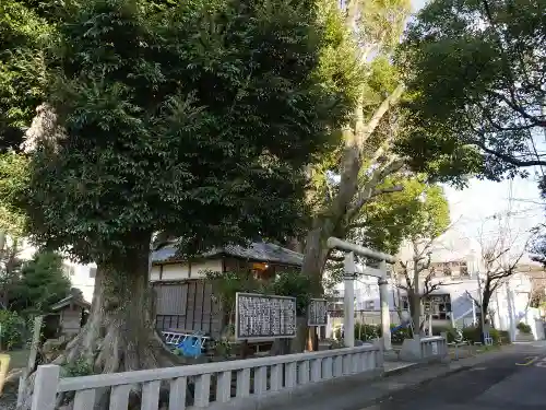 日暮八幡神社の鳥居