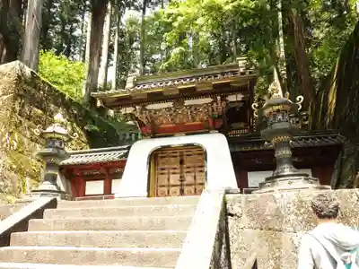 日光山輪王寺 大猷院の山門・神門