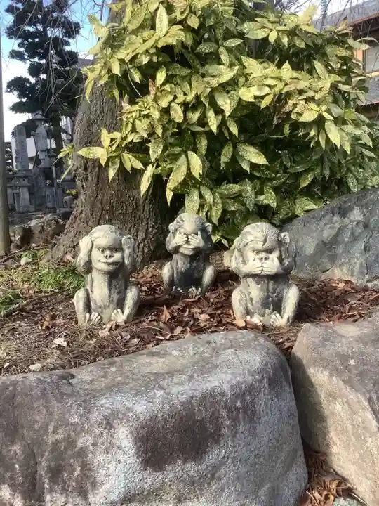 青海山 薬師寺の狛犬