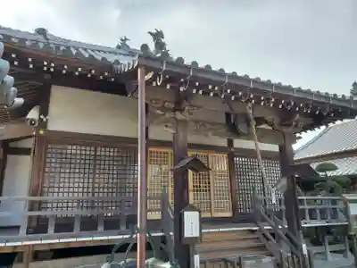 月輪寺の本殿・本堂