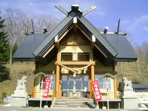 浦幌神社・乳神神社の本殿