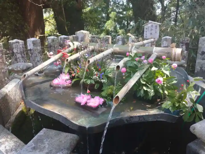 青岸渡寺の手水舎